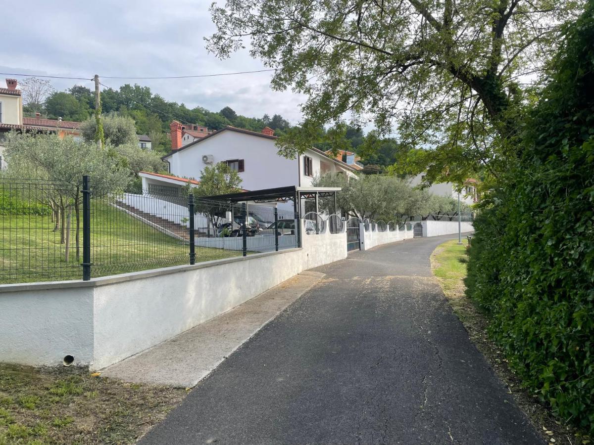 Apartma Barbara Koper Buitenkant foto